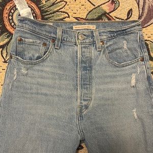 Levi's Ribcage Straight Ankle Jeans